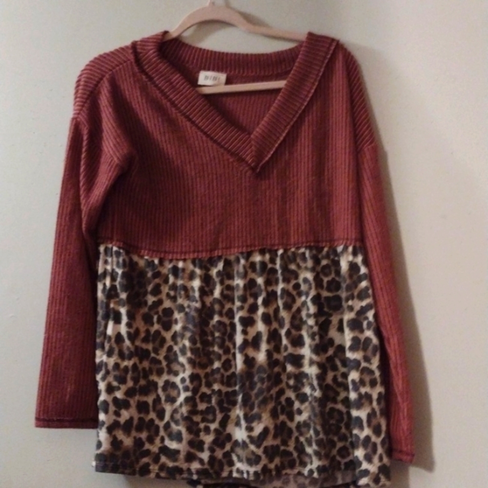 Women's Trendy chic TUNICS AT LOWEST PRICE only 2 left